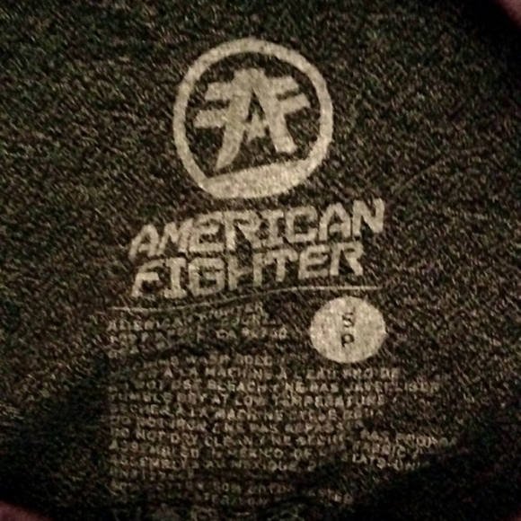 American Fighter 3/4 length t-shirt, size S. - Picture 2 of 3